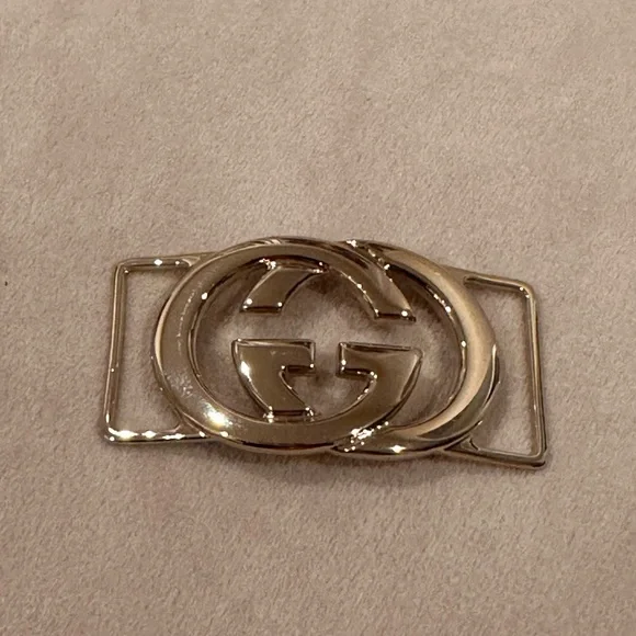 Gucci Reversible Neck Bow Bandeau with Removable GG RING. NEW WITH TAGS. - Picture 8 of 8